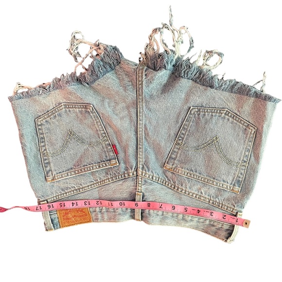 Levi’s 501 Original Short - Picture 12 of 12